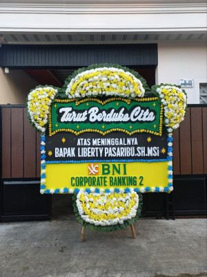 Papan Bunga Duka di Pagutan
